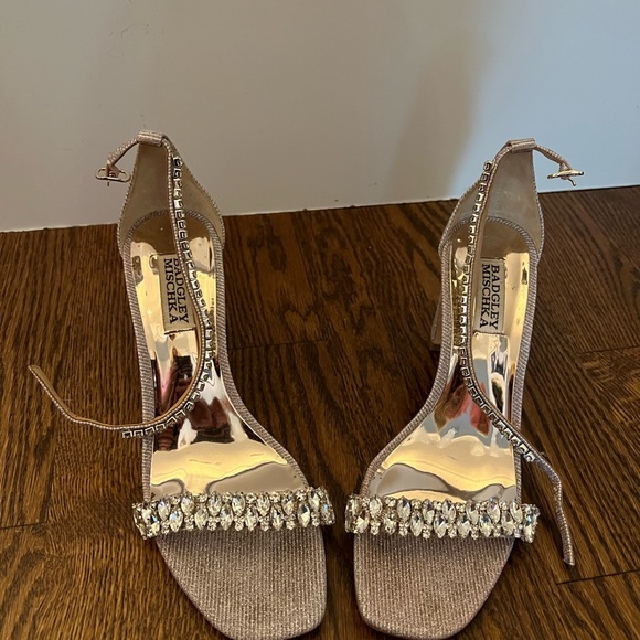 Badgley Mischka Harriet in Rose Gold size 7.5 - Picture 6 of 8